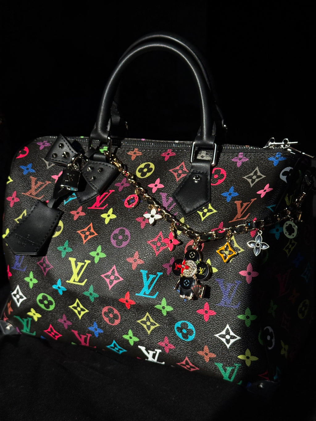 BLACK LV COLORFUL SPEEDY